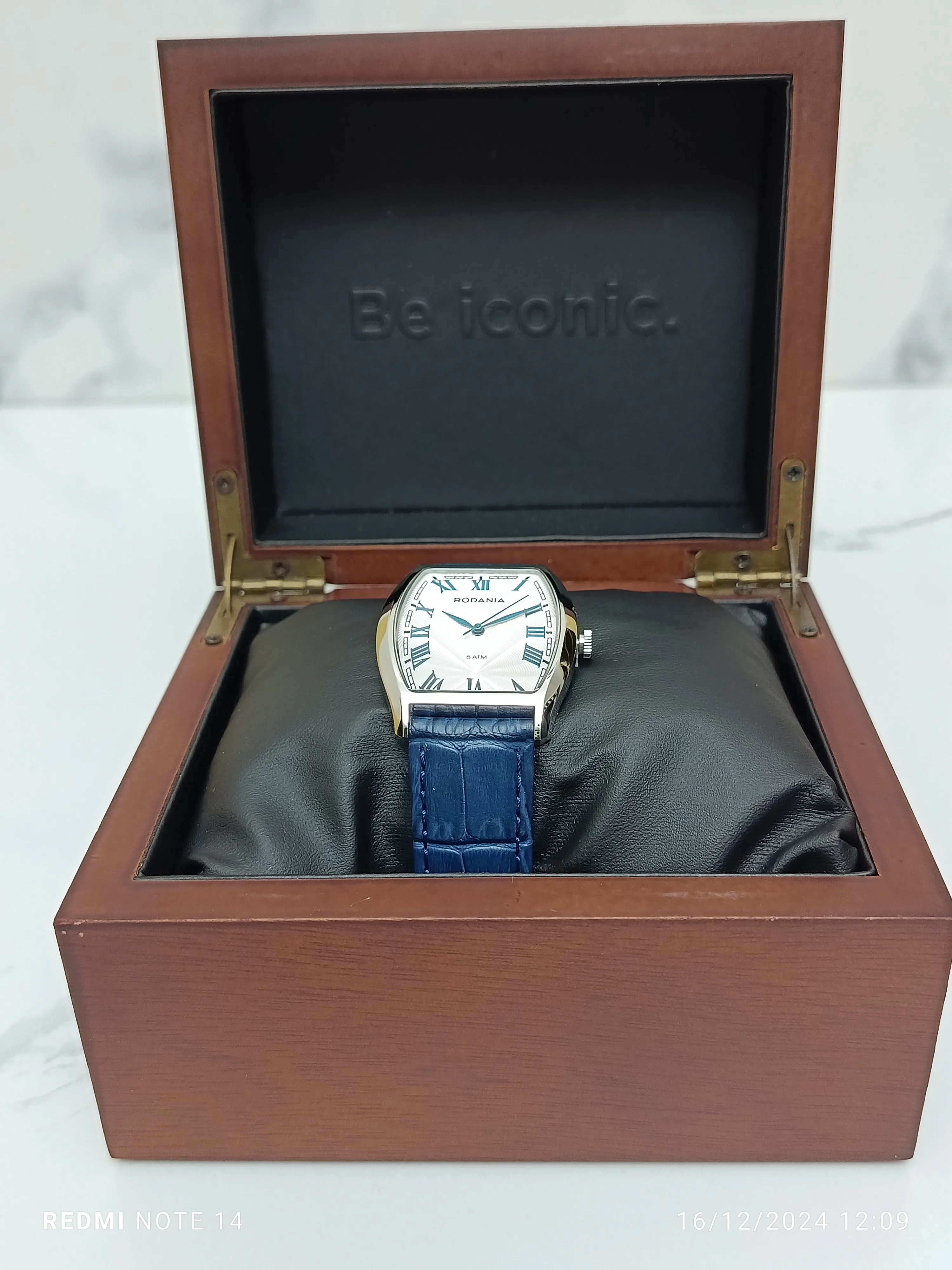 Montre Rodania Homme RO026H